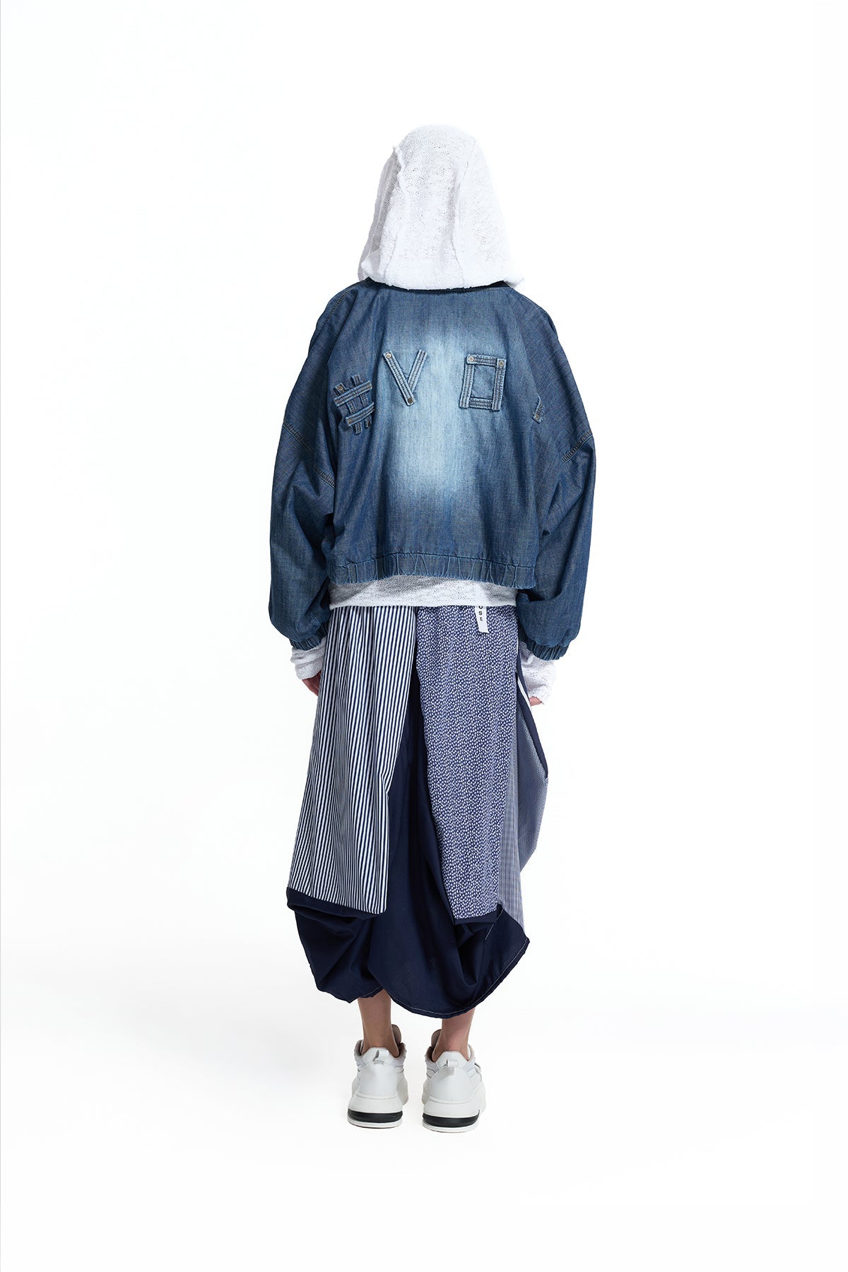 White Sneakers Orion