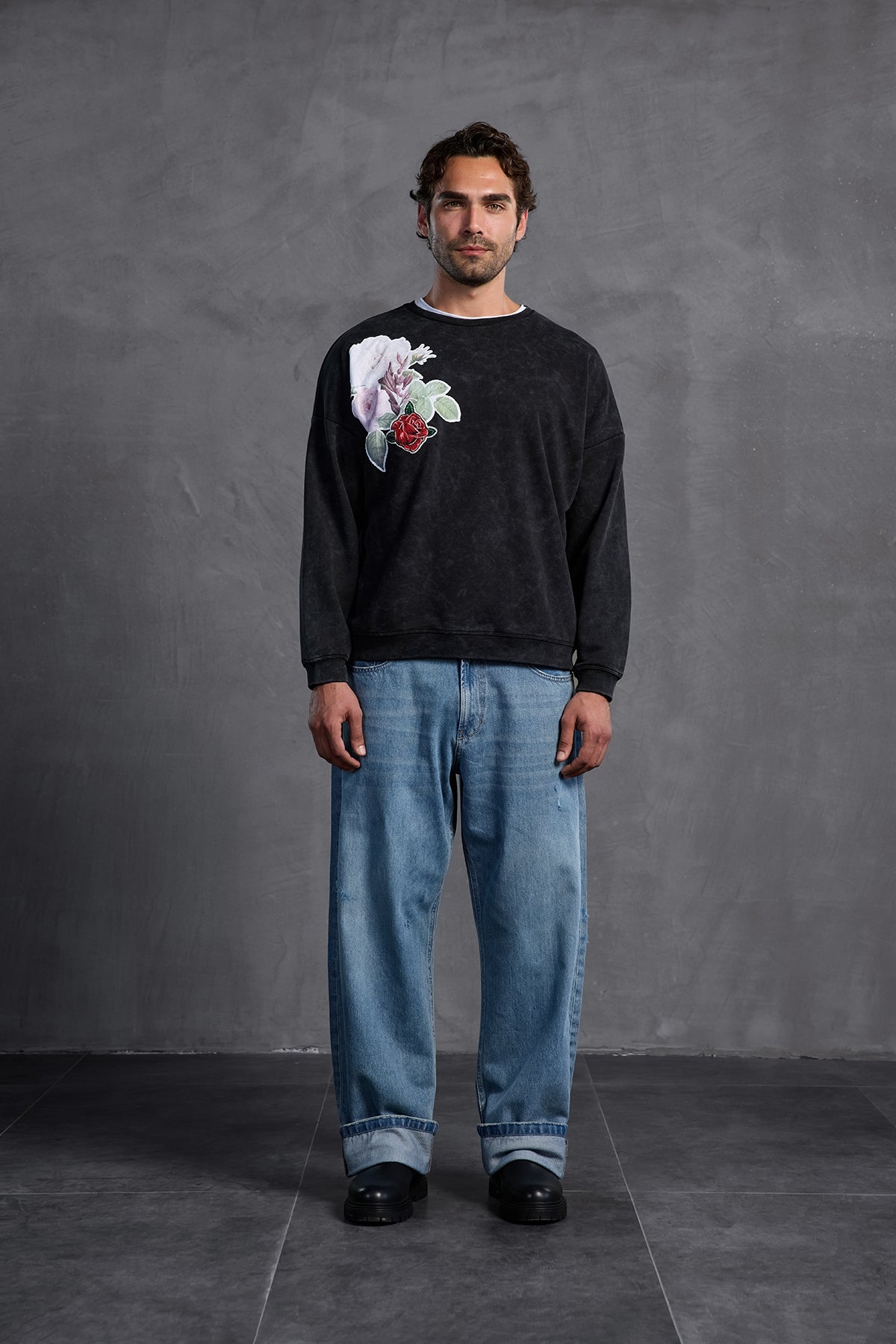 Black Printed Crew Neck Sweatshirt 10001