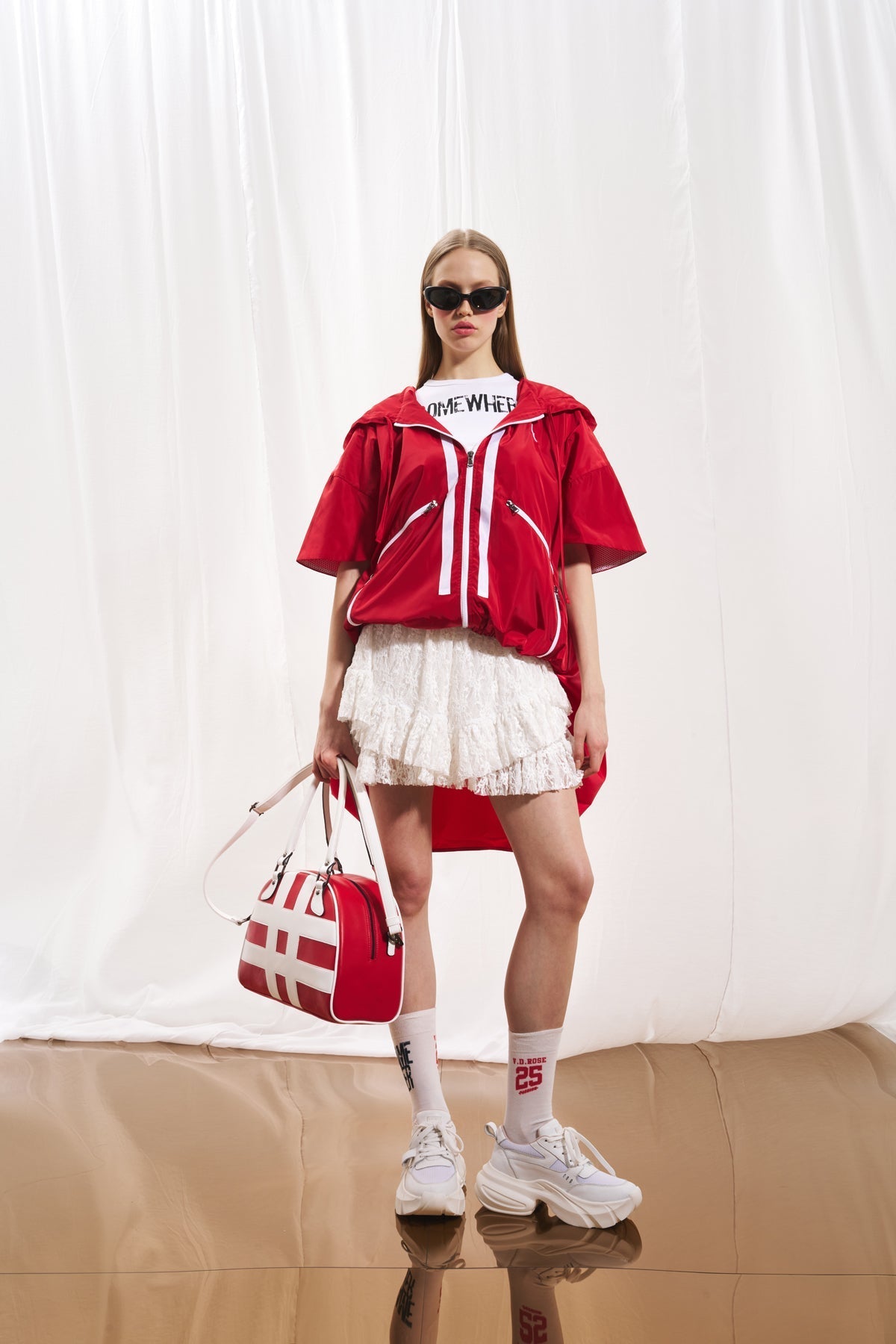 Red White Bag Via1