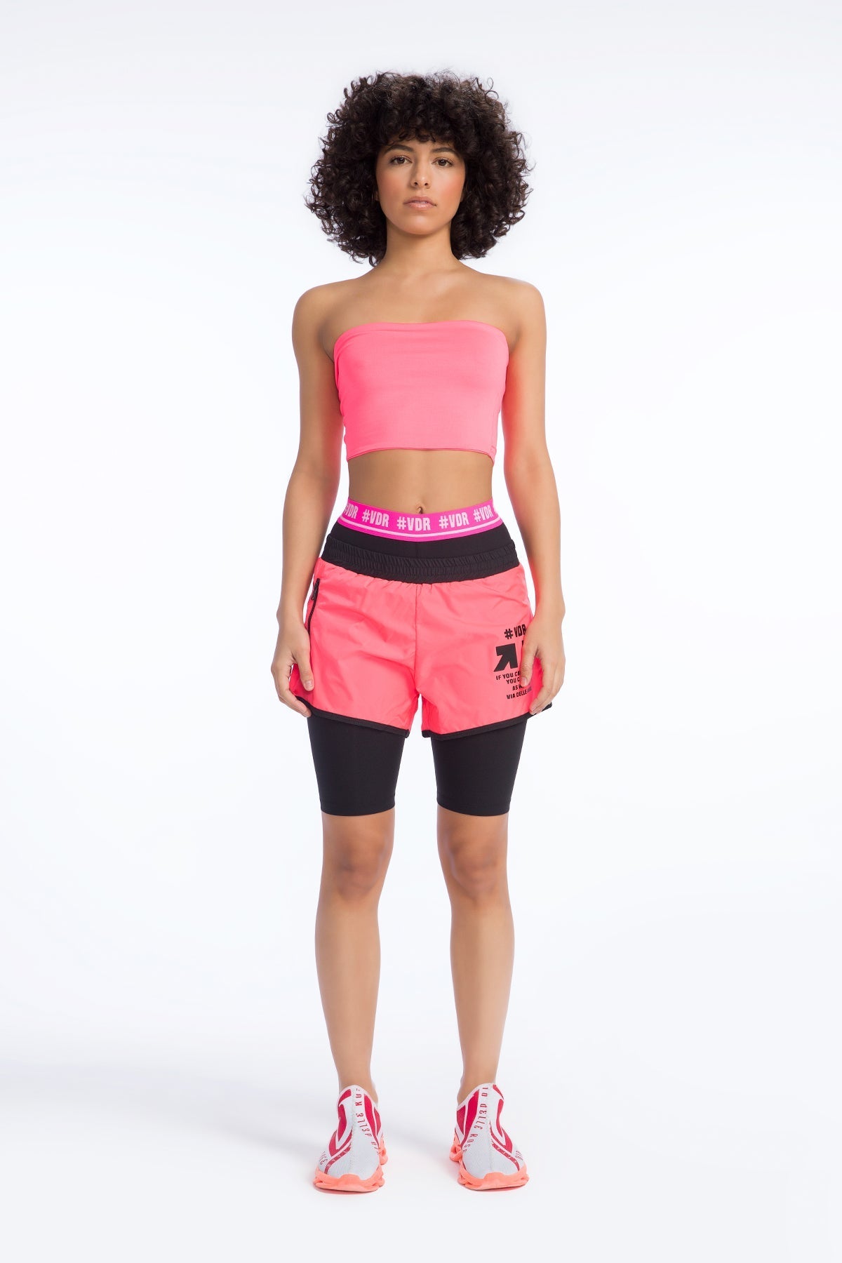 Nero Shorts 9393