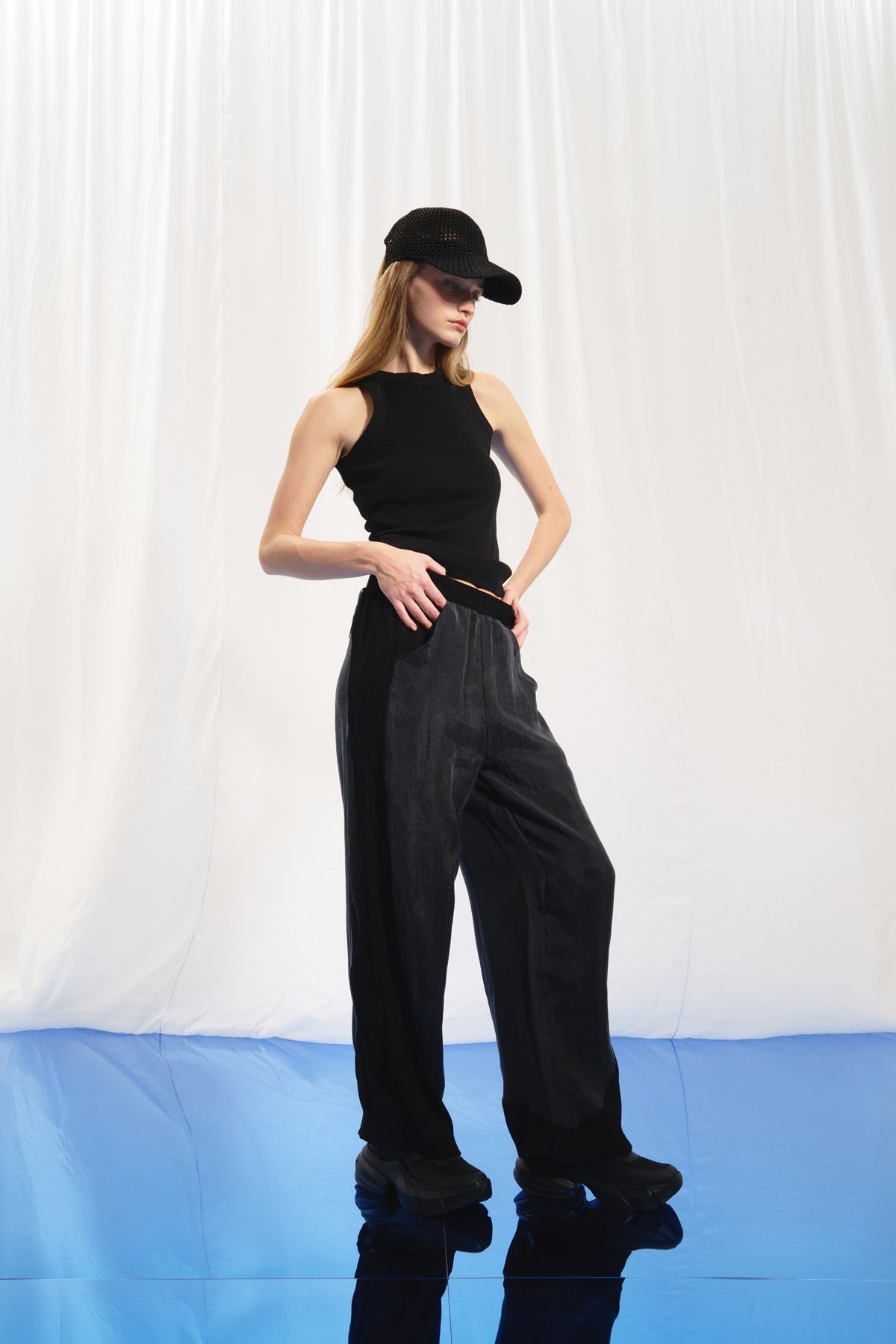 Black Ribbed Basic Tank Top 17011