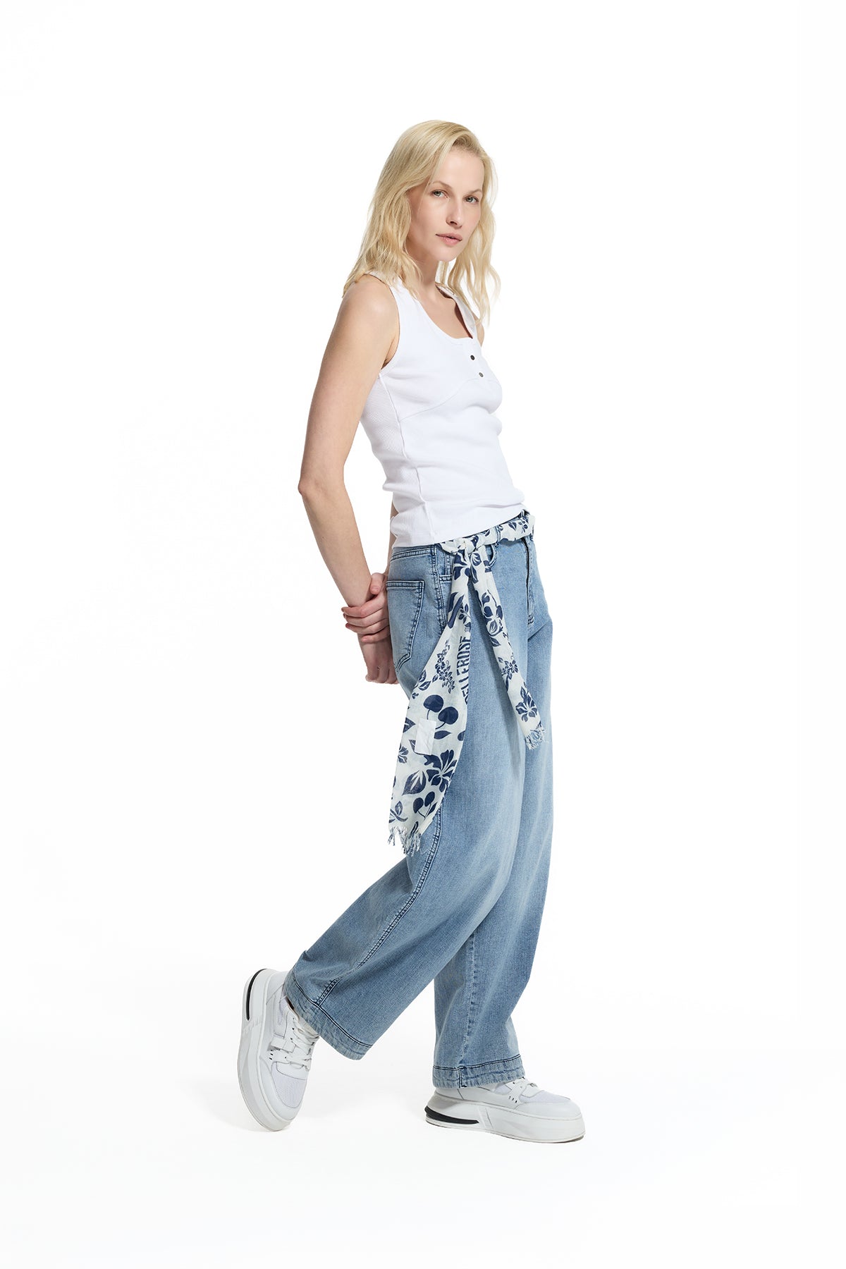 Blue Belt Detail Denim Trousers 19003