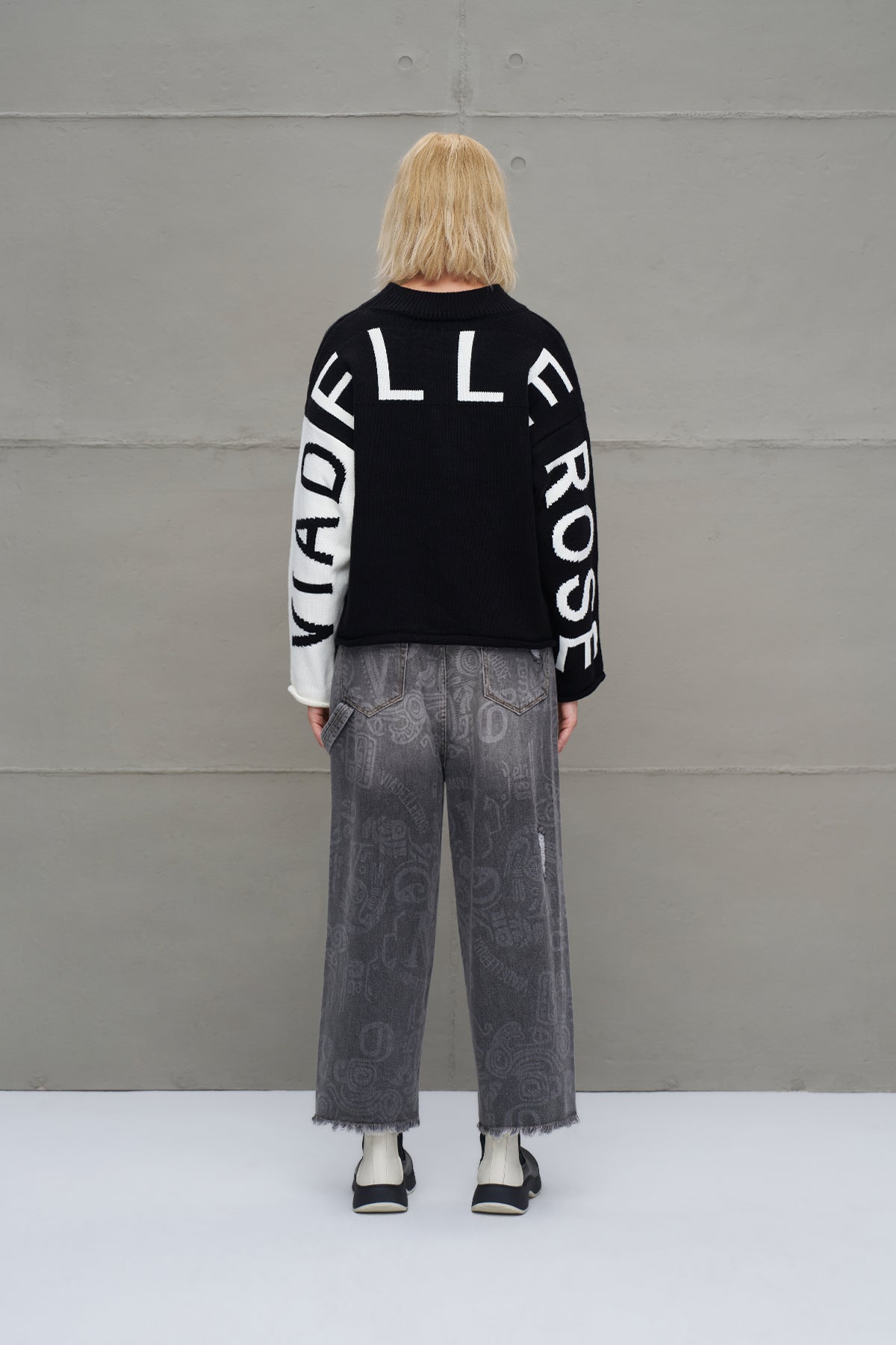 Black Off White Lettering Knit Sweater 18068