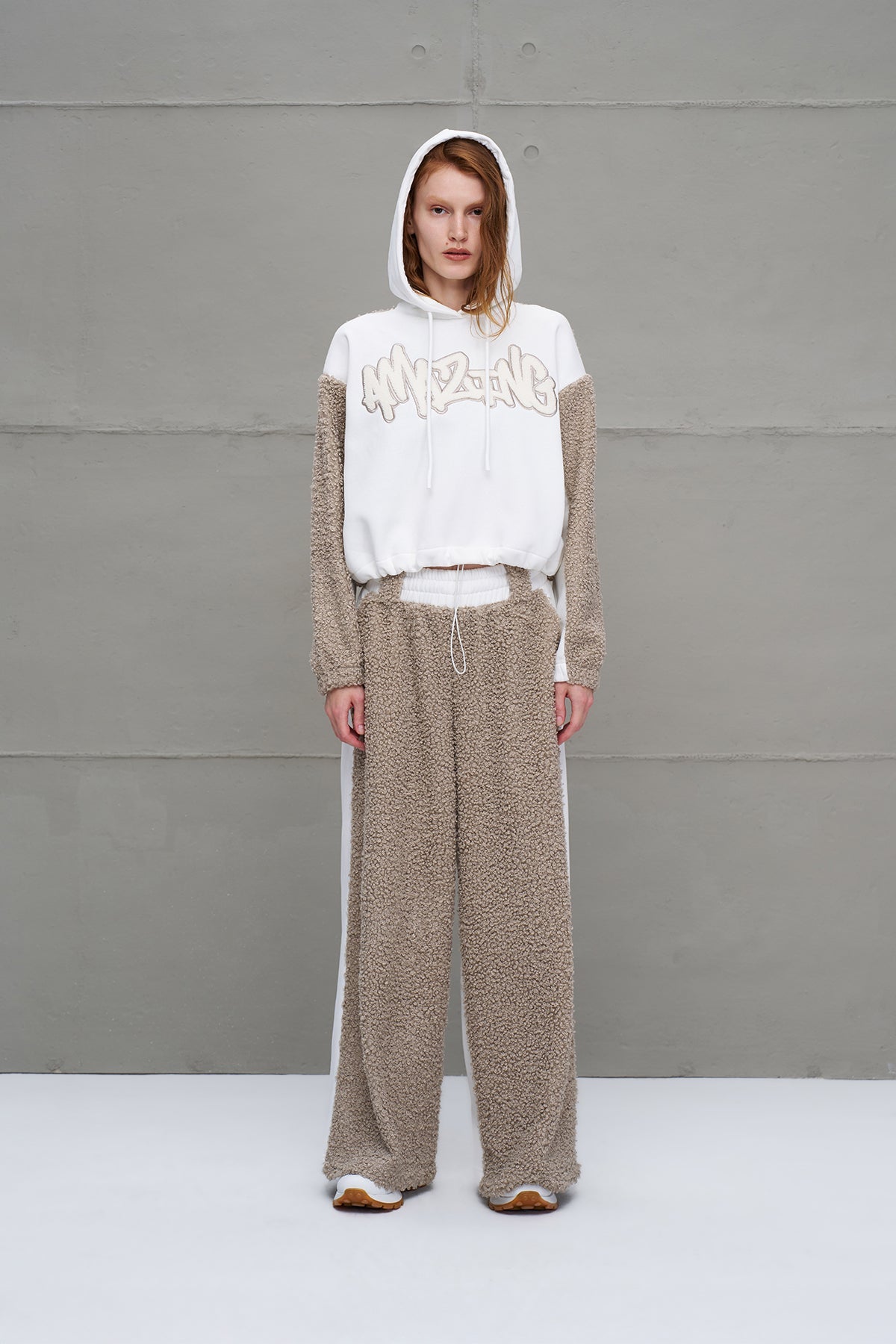 Off White Beige Faux Fur Hooded Sweatshirt 18154