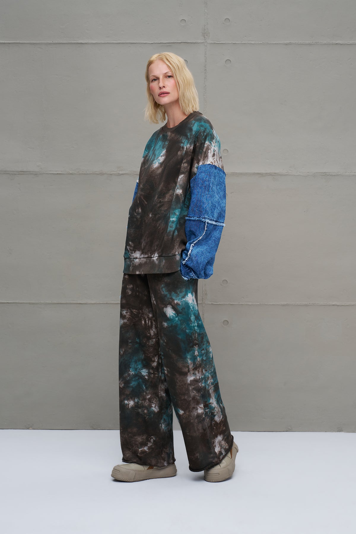 Brown Green Denim Sleeve Tie-dye Oversize Sweatshirt 18221