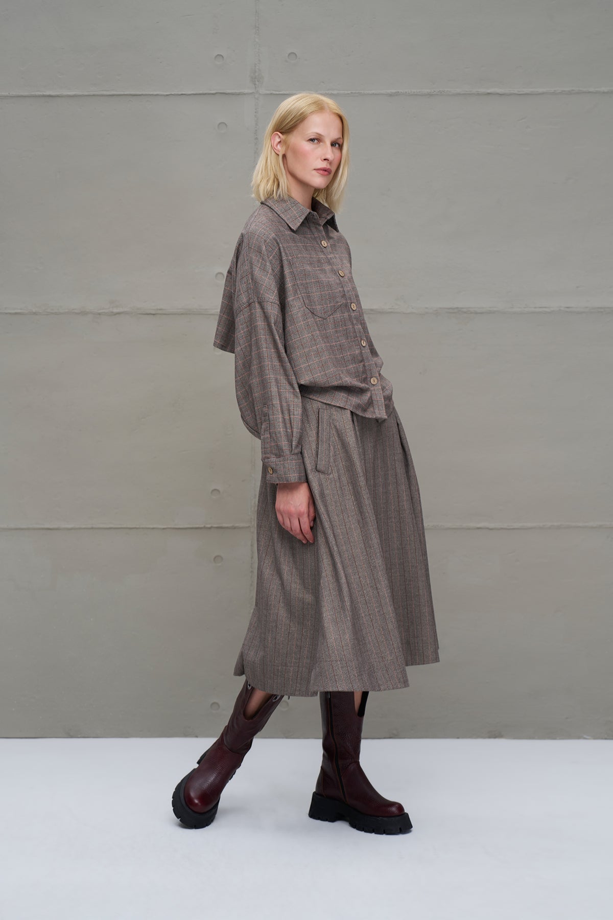 Mink Front Longer Back Short Shirt 18255