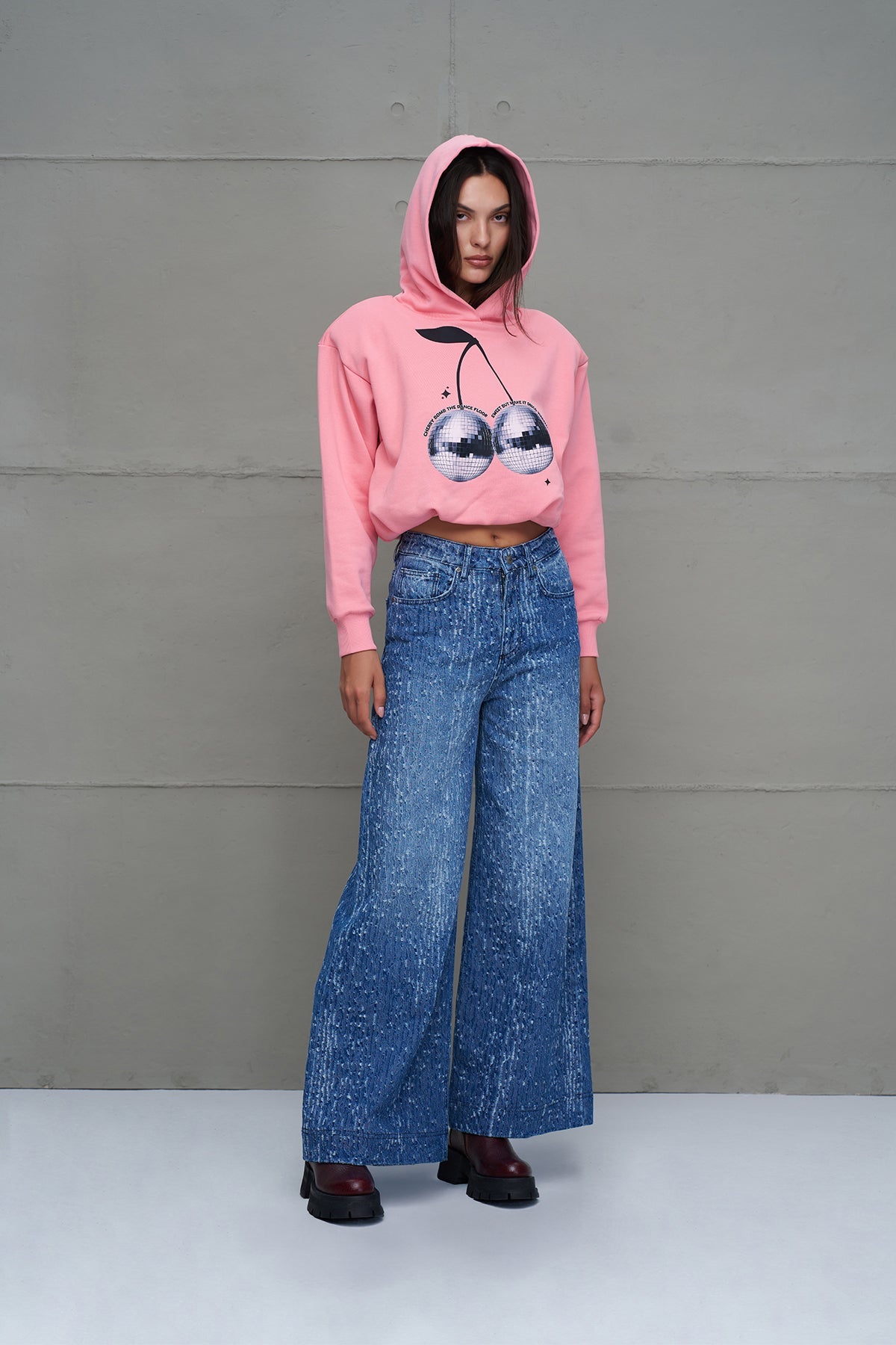 Blue Distressed Wide-leg Denim Trousers 18261