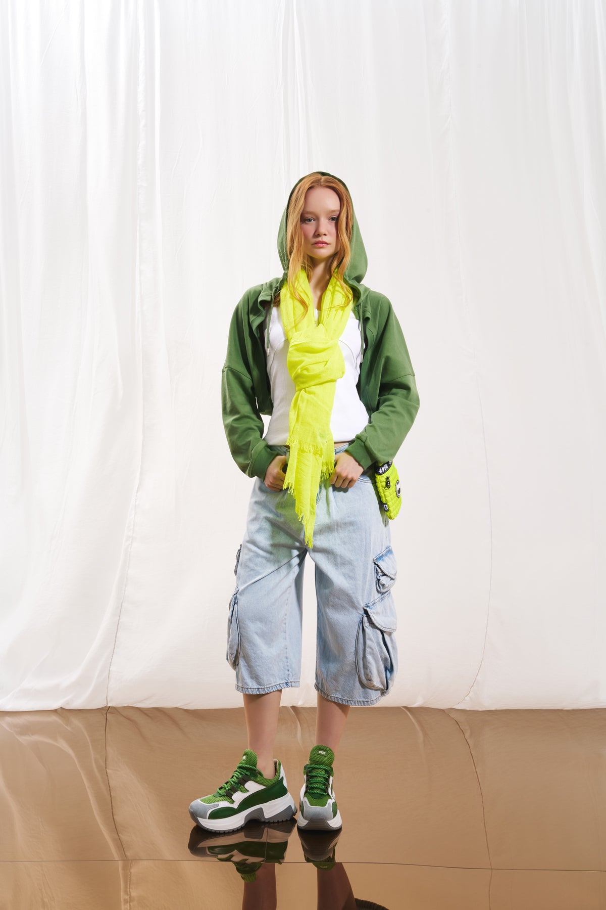 Neon Yellow Scarf Pera