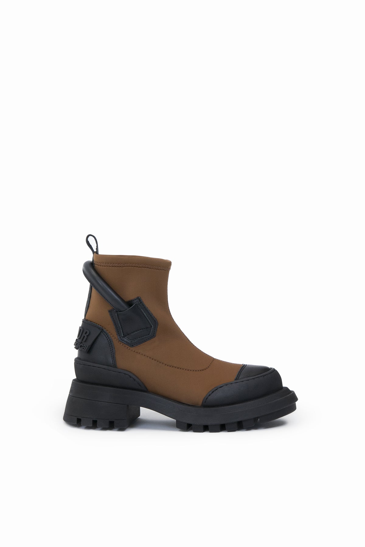 Tobacco Boots Sub1