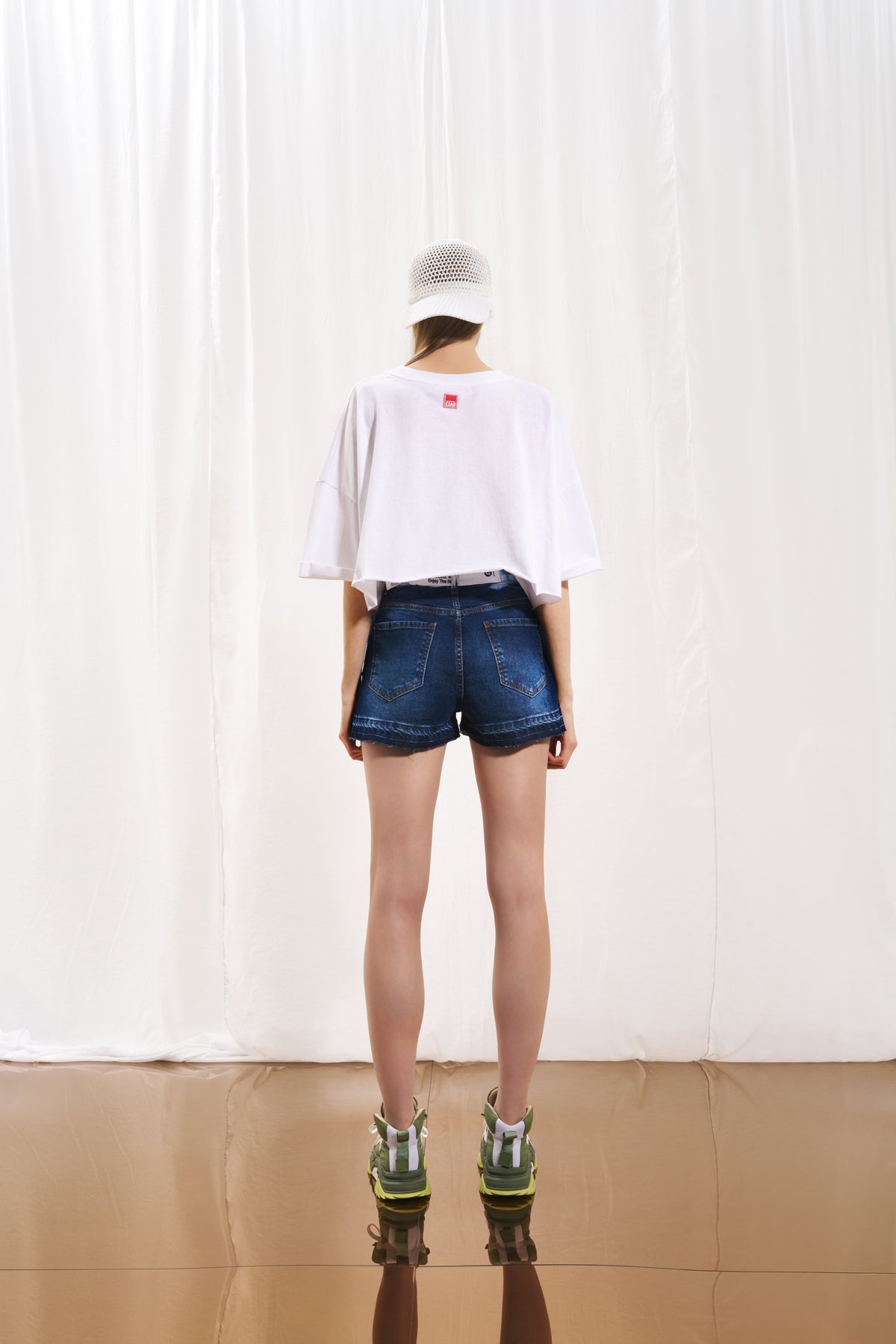 White T-shirt 17065