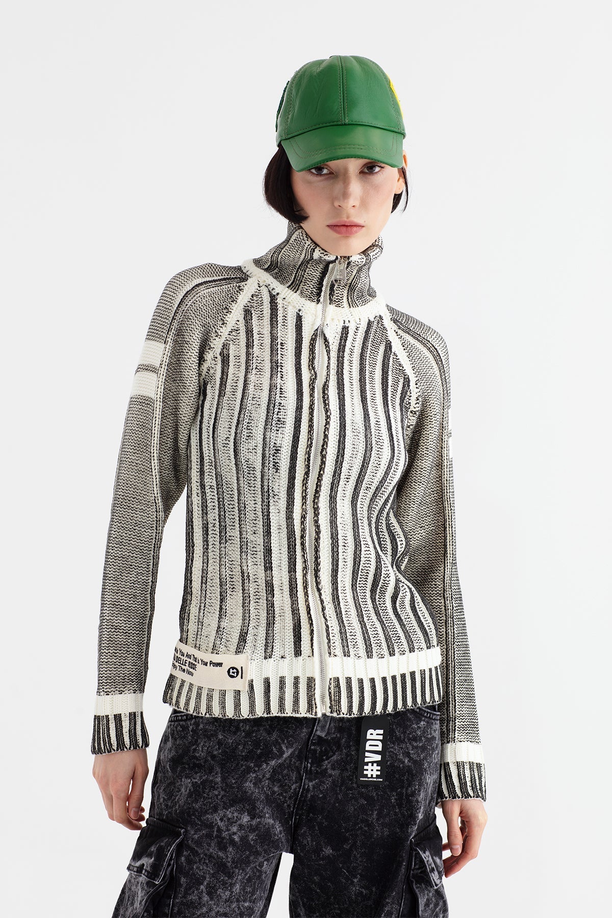 Nero Pullover 12082