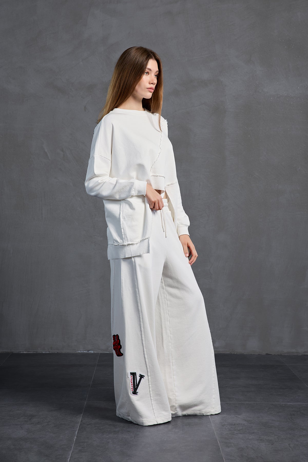 Off White Oversized Trousers 18158