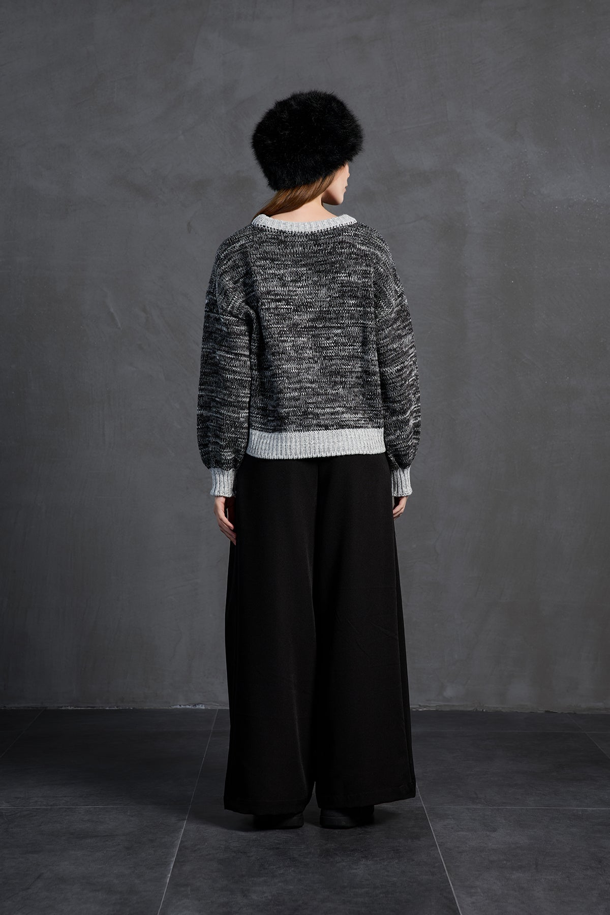 Black Pleated High-waist Trousers 18205