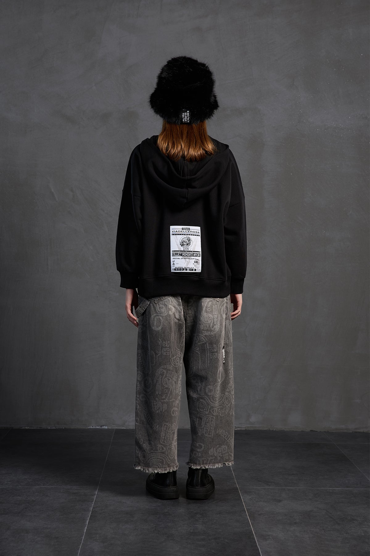 Black Zippered Oversize Sweatshirt 18285